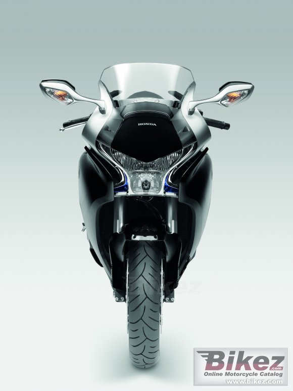 2011 Honda VFR1200F DCT photo